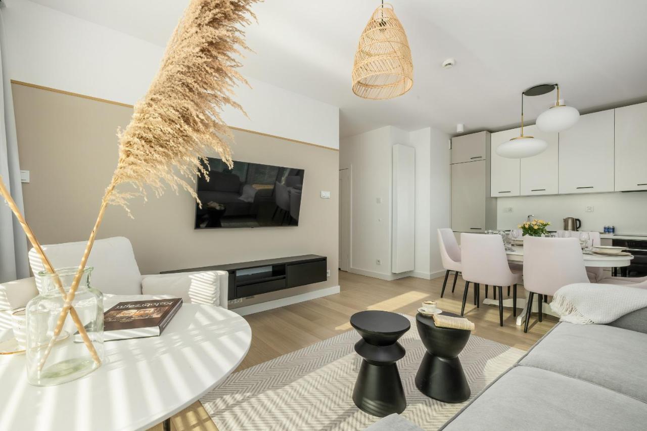 Family Apartment With Gym And Swimming Pool By Renters Prestige Kołobrzeg Exterior foto